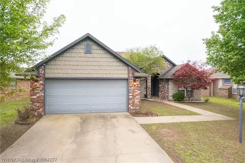 1921 Ingalls Ln, Alma, AR 72921