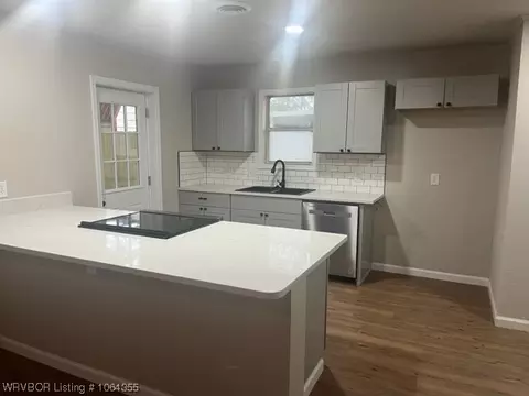 8606 31st Ter, Fort Smith, AR 72908 photo 6