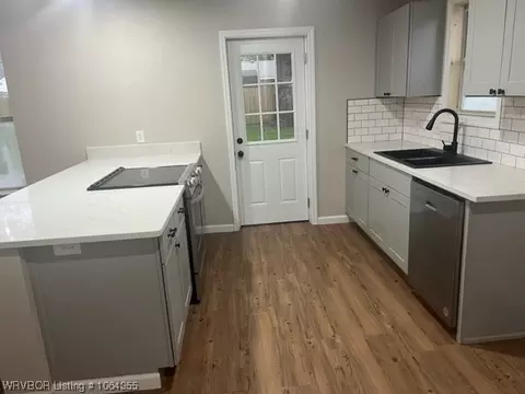 8606 31st Ter, Fort Smith, AR 72908 photo 4