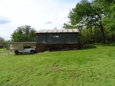 305 Durham Ave, Pocola, OK 74902 photo 9