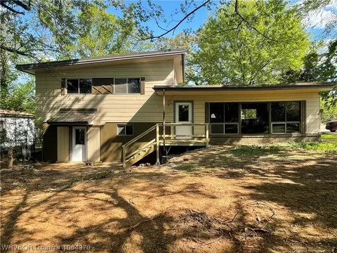 112 Emmaline Ave, Poteau, OK 74953