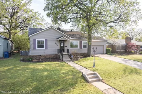 2110 S V St, Fort Smith, AR 72901 photo 2