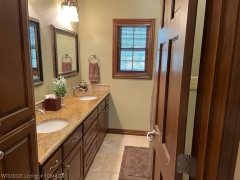 8203 Rue Madeline Rd, Fort Smith, AR 72903 photo 12