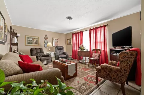8206 Hermitage Dr, Fort Smith, AR 72908 photo 5