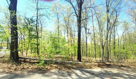10 Greenlaw Lane, Bella Vista, AR 72715