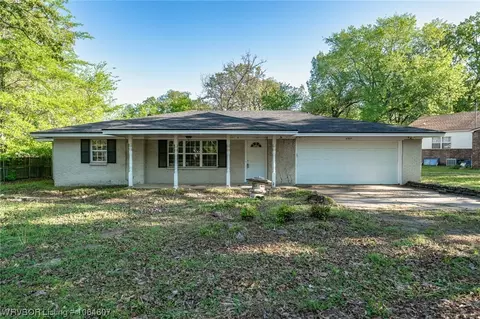 6301 Ellsworth Rd, Fort Smith, AR 72903