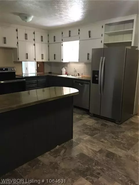 1301 6th St, Waldron, AR 72958 photo 6