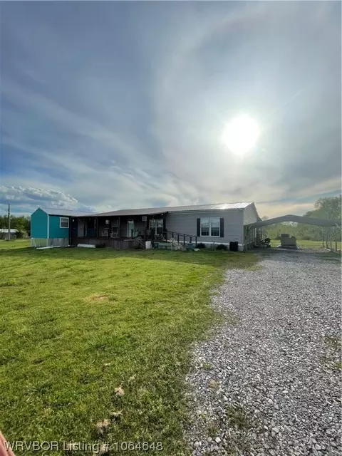 9523 S State Highway 23, Ozark, AR 72949