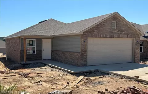 10627 Pine Way, Fort Smith, AR 72916