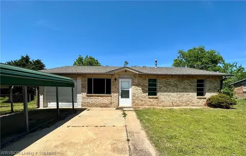 102 A Butler Ave, Pocola, OK 74902