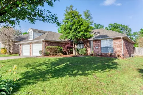 7505 Millennium Dr, Fort Smith, AR 72916 photo 3