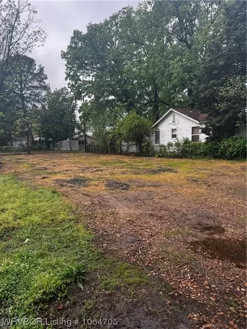 4908 Arlington Ave, Fort Smith, AR 72904