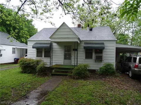 430 N 40th St, Fort Smith, AR 72903