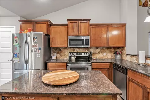 2307 Crestview Ln, Barling, AR 72923 photo 8