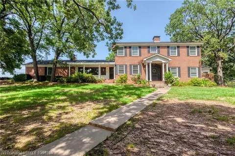 3327 Crowe Hill Cir, Fort Smith, AR 72903
