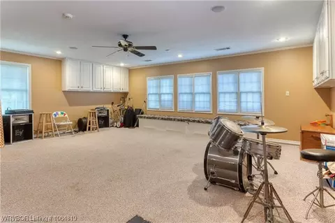 Living - 3327 Crowe Hill Cir, Fort Smith, AR 72903 photo 5 of 5
