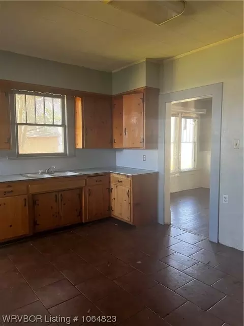 907 Clifton Ct, Fort Smith, AR 72903 photo 6