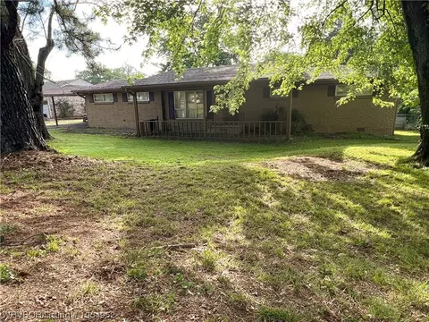 4 Alpine Dr, Van Buren, AR 72956