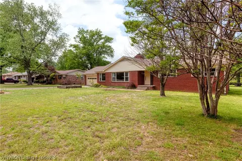 2220 S 66th St, Fort Smith, AR 72903 photo 4