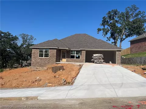 2001 Lisa Ln, Van Buren, AR 72956