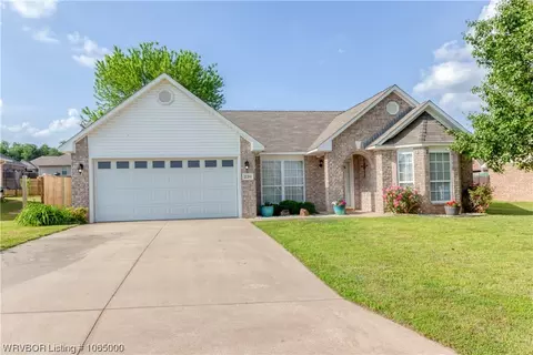 220 Spruce St, Greenwood, AR 72936