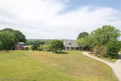 2500 Barnes St, Pocola, OK 74902