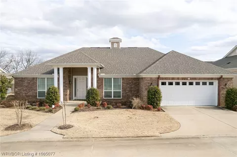 18 Jeffrey Way, Fort Smith, AR 72903