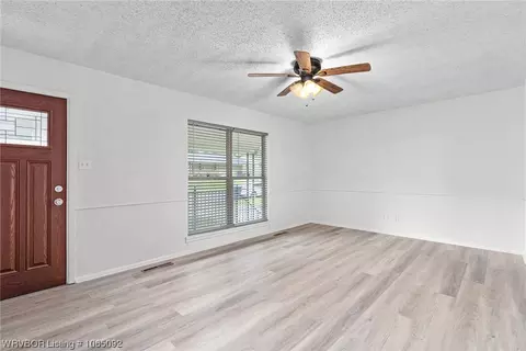 2211 N 55th Ln, Fort Smith, AR 72904 photo 6