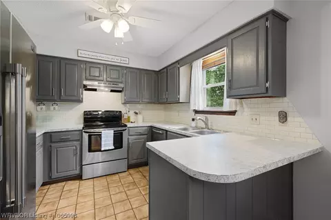 8917 Bryn Mawr Cir, Fort Smith, AR 72908 photo 11