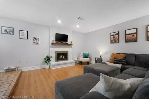 8917 Bryn Mawr Cir, Fort Smith, AR 72908 photo 5