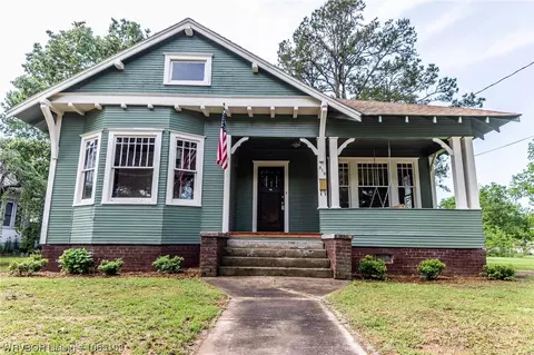 818 Chism St, Paris, AR 72855