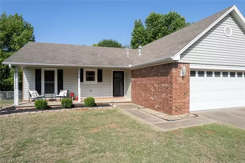 5408 S 93rd Cir, Fort Smith, AR 72903 photo 2