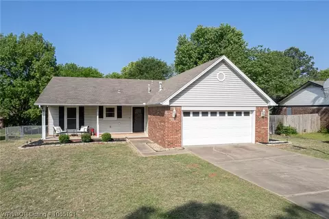 5408 S 93rd Cir, Fort Smith, AR 72903