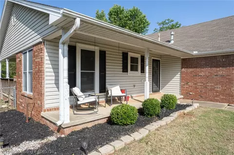 5408 S 93rd Cir, Fort Smith, AR 72903 photo 3