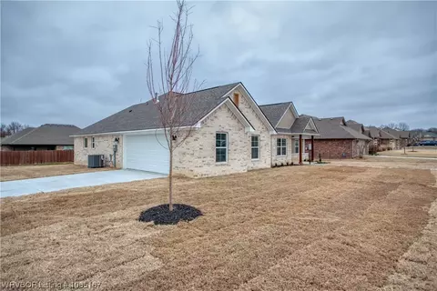 Exterior - 2732 Turtle Creek Dr, Lavaca, AR 72941 photo 6 of 15