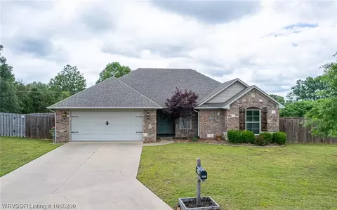 1018 Persimmon St, Greenwood, AR 72936