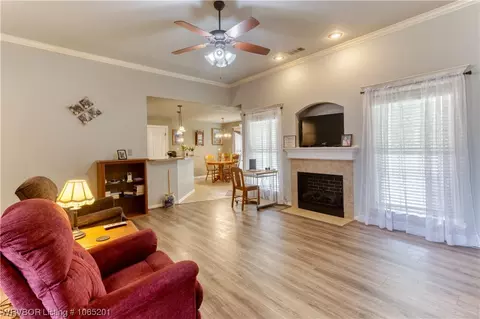 178 Pine St, Greenwood, AR 72936 photo 6