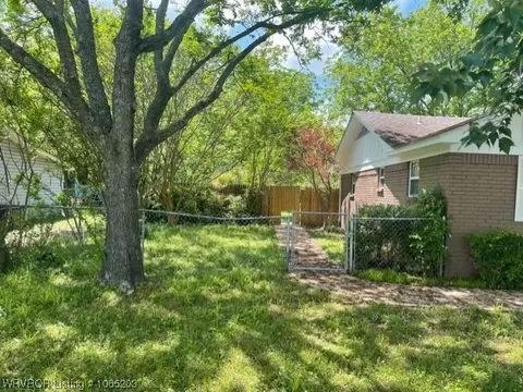 2225 N 52nd St, Fort Smith, AR 72904 photo 2