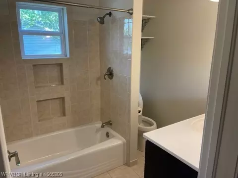2225 N 52nd St, Fort Smith, AR 72904 photo 5