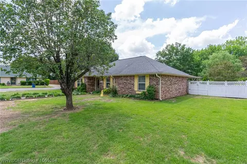 6420 Carthage St, Fort Smith, AR 72903 photo 2