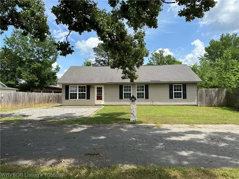 140 Field Ave, Booneville, AR 72927