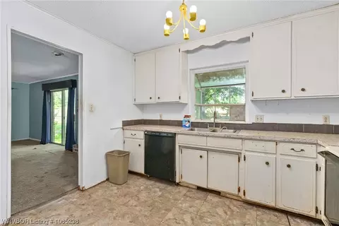 907 S 66th St, Fort Smith, AR 72903 photo 8