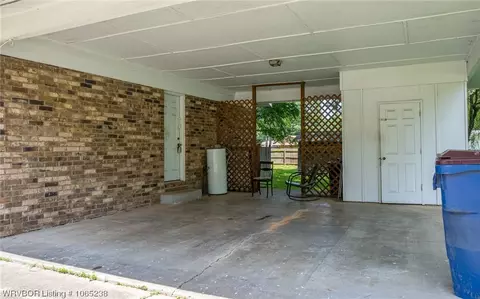 907 S 66th St, Fort Smith, AR 72903 photo 5