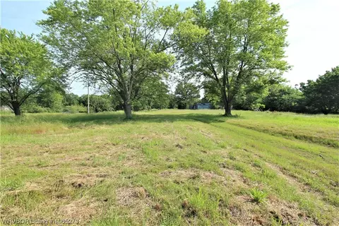 302 Gregory Chapel Rd, Alma, AR 72921