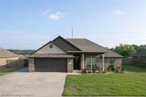 1130 Shanna Dr, Van Buren, AR 72956