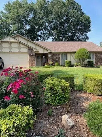 8207 Yorktown Rd, Fort Smith, AR 72903