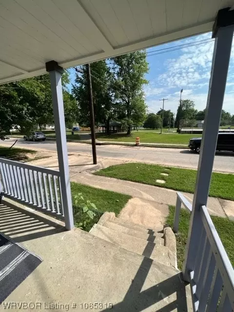 711 N I St, Fort Smith, AR 72901 photo 5