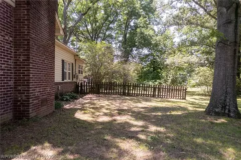 303 N Highway 253, Lavaca, AR 72941 photo 4