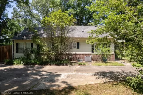 303 N Highway 253, Lavaca, AR 72941 photo 3