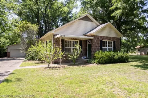 303 N Highway 253, Lavaca, AR 72941 photo 2